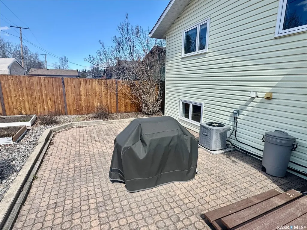 930 Sinotte Crescent La Ronge SK S0J 1L0