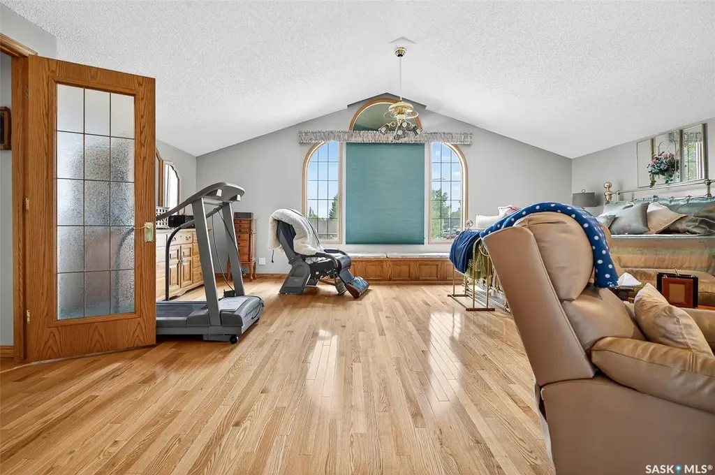 80 Bluebell Crescent Moose Jaw SK S6J 1A2