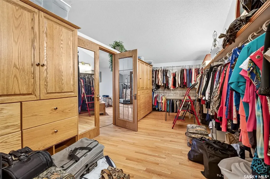 80 Bluebell Crescent Moose Jaw SK S6J 1A2