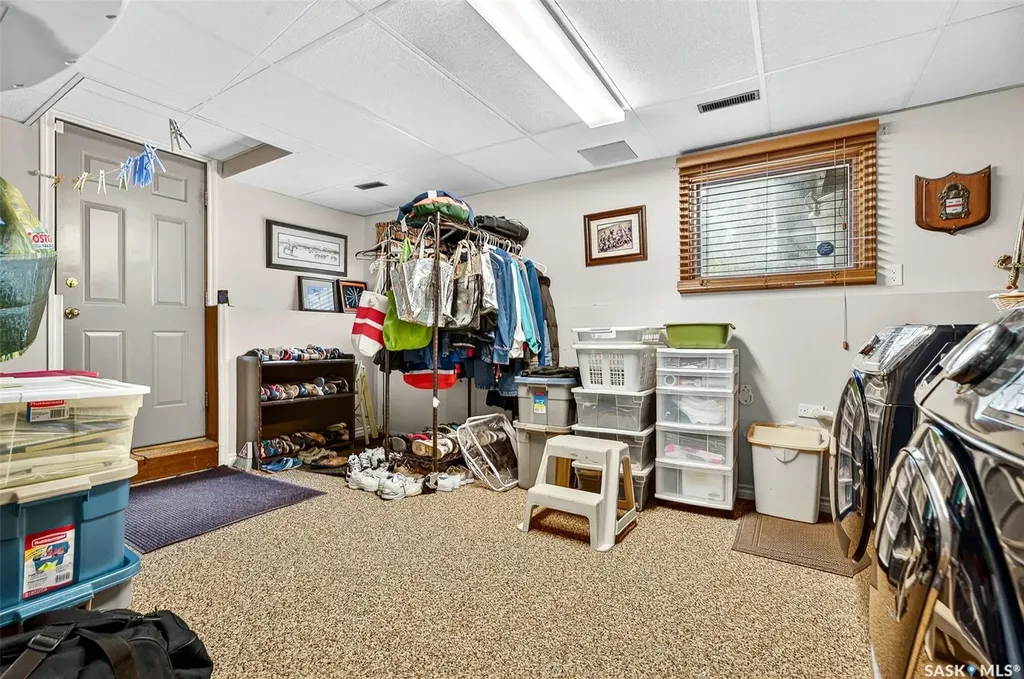 80 Bluebell Crescent Moose Jaw SK S6J 1A2