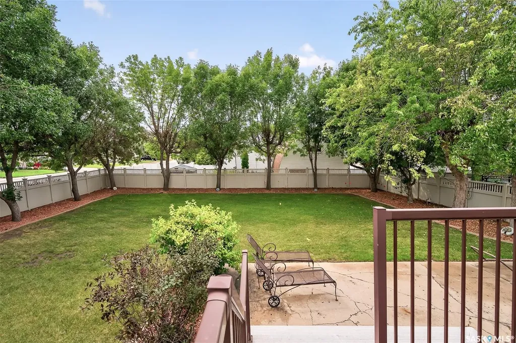 80 Bluebell Crescent Moose Jaw SK S6J 1A2