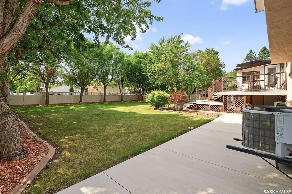 80 Bluebell Crescent Moose Jaw SK S6J 1A2