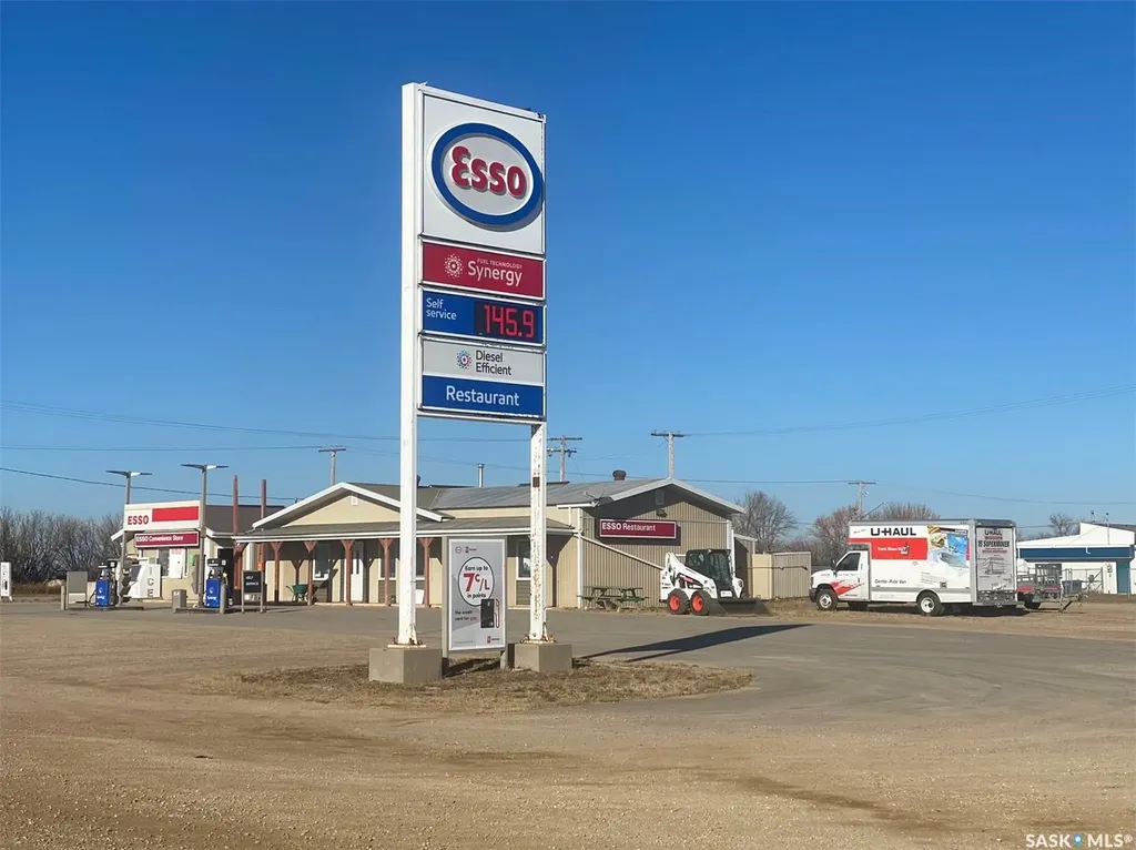 100 10 Highway Balcarres SK S0G 0C0