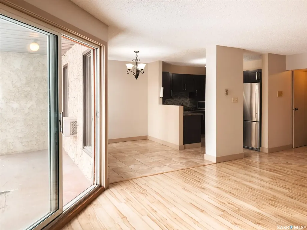 427 Tait Crescent Saskatoon SK S7H 5L2