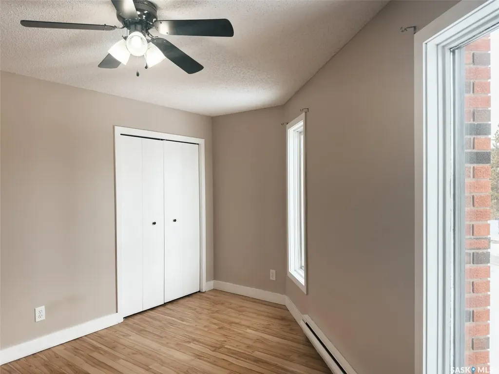 427 Tait Crescent Saskatoon SK S7H 5L2