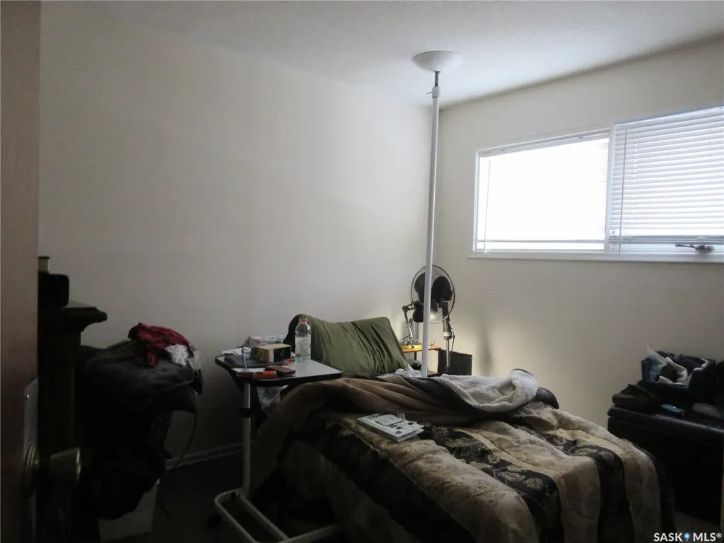 182 Rothwell Crescent Regina SK S4N 1R8