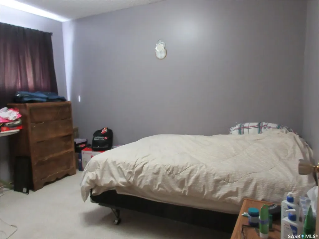 182 Rothwell Crescent Regina SK S4N 1R8