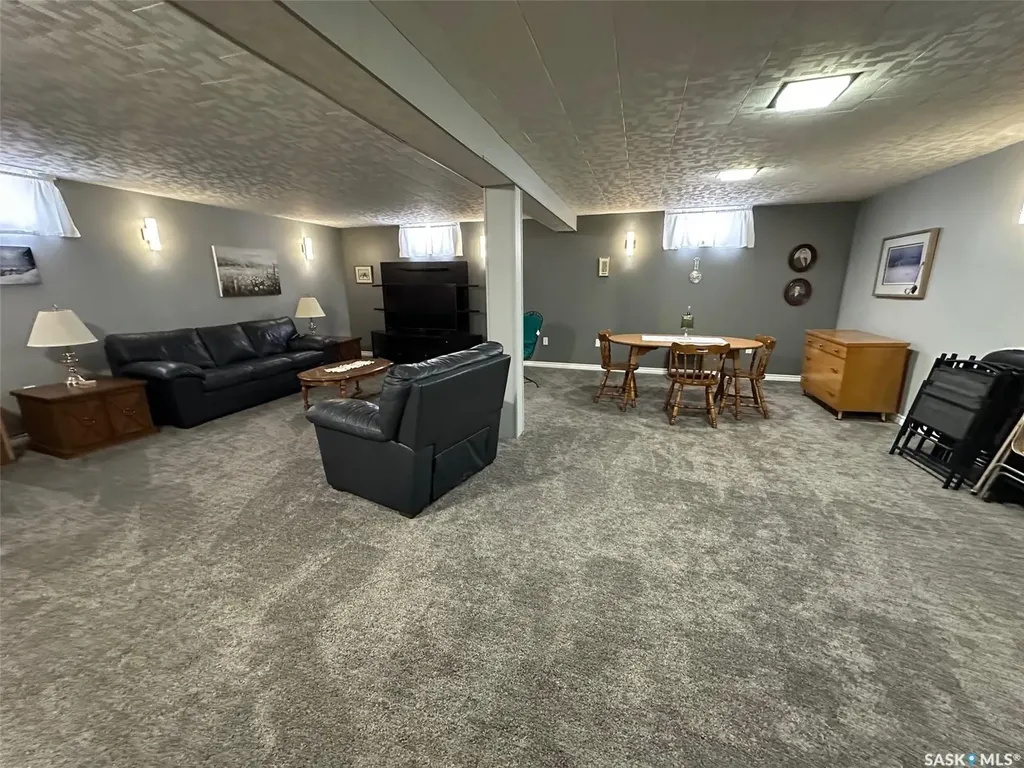 400 Gallaway Street Estevan SK S4A 0A9