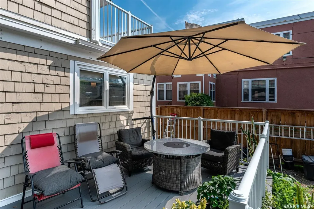 518 12th Street E Saskatoon SK S7N 0H2