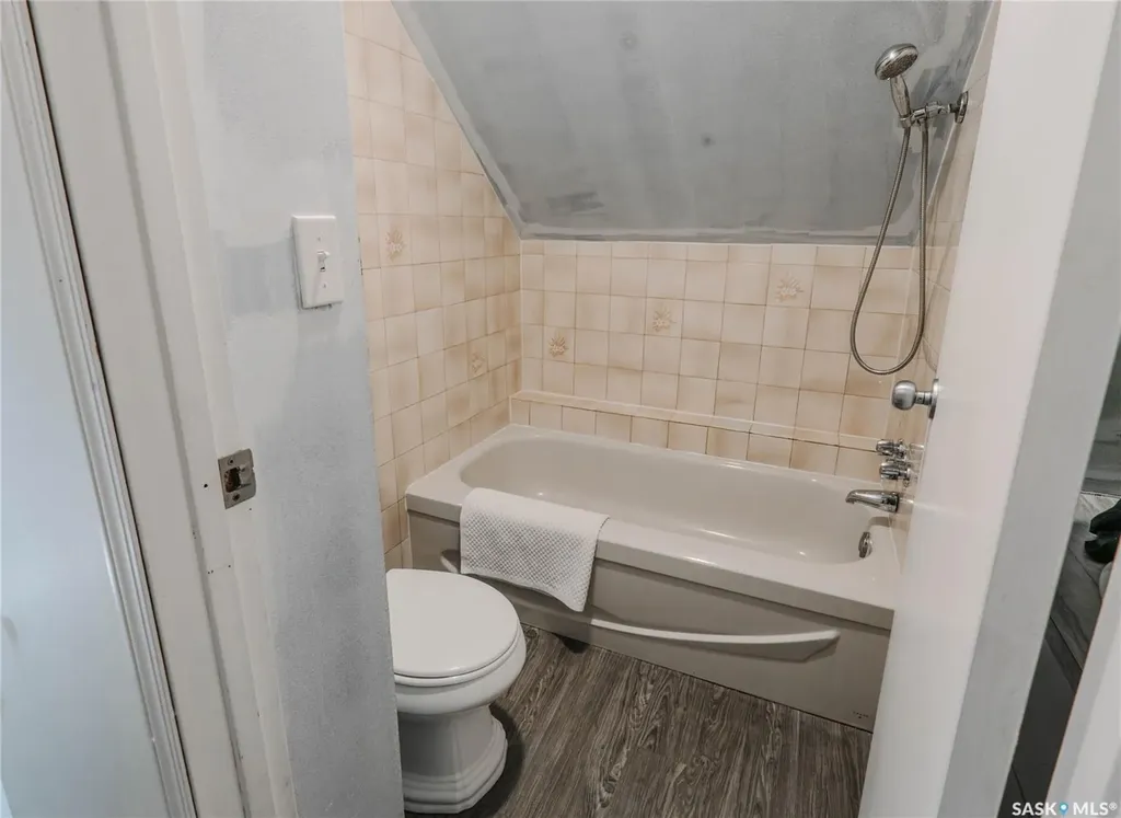 3119 Ortona Street Saskatoon SK S7M 3R3