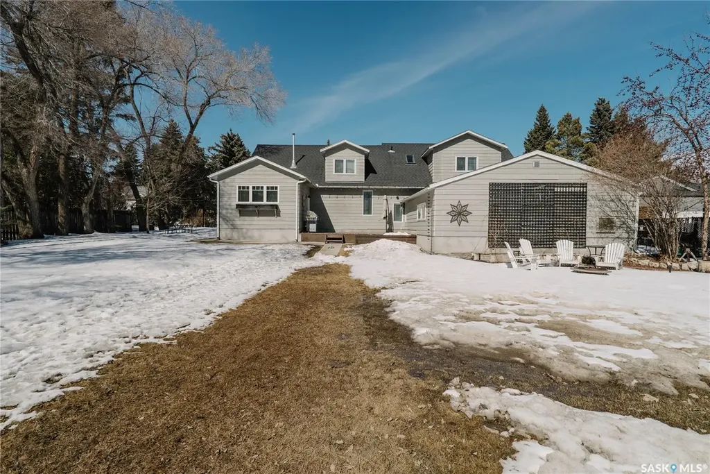 3119 Ortona Street Saskatoon SK S7M 3R3