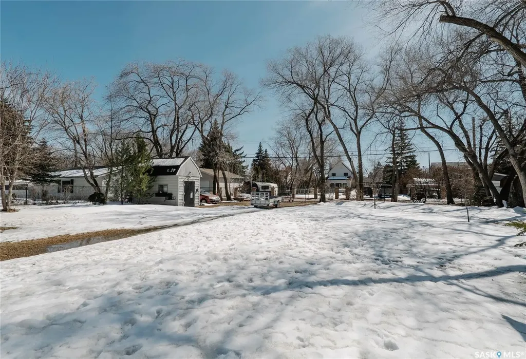 3119 Ortona Street Saskatoon SK S7M 3R3