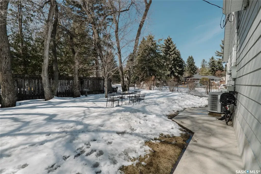3119 Ortona Street Saskatoon SK S7M 3R3