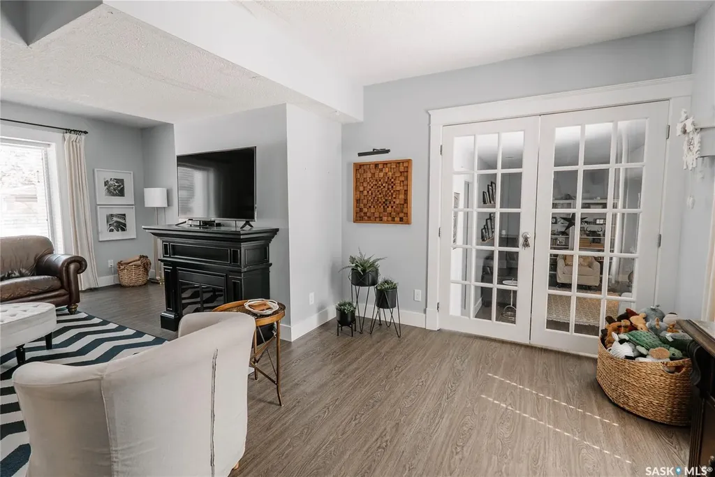 3119 Ortona Street Saskatoon SK S7M 3R3