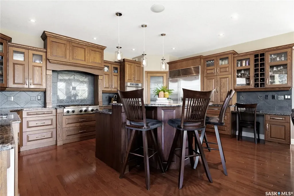 1514 Lakeridge Drive N Regina SK S4X 4L5