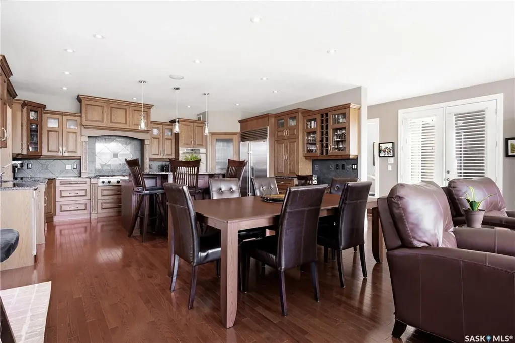 1514 Lakeridge Drive N Regina SK S4X 4L5