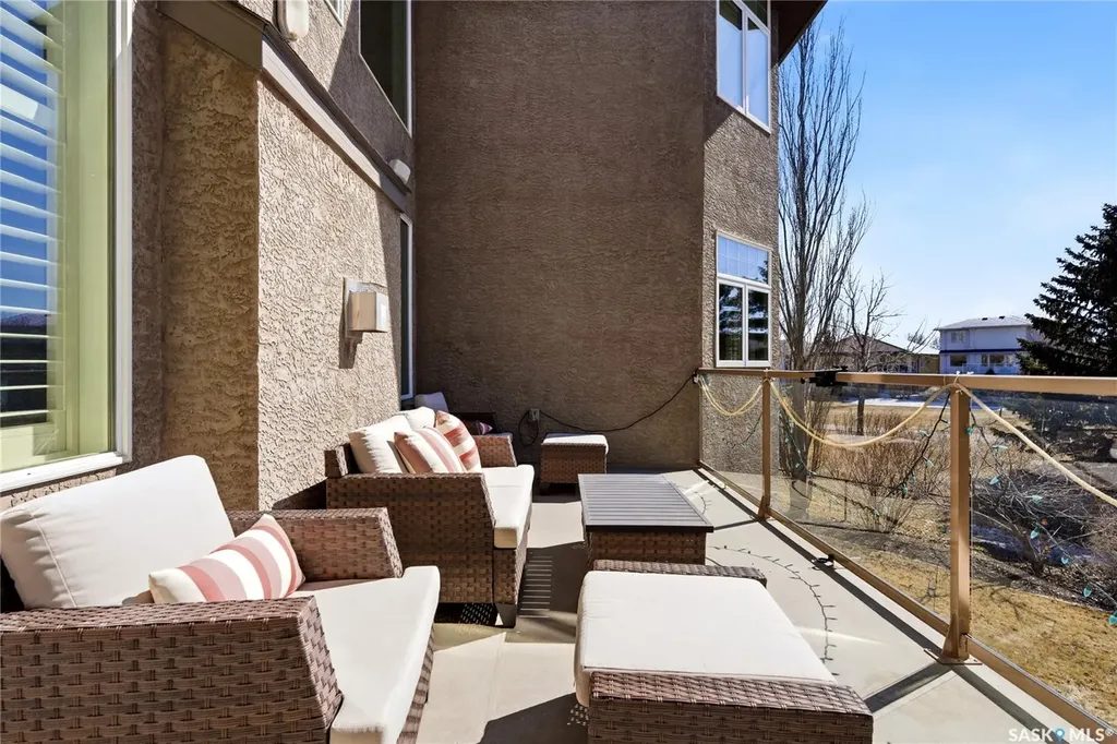 1514 Lakeridge Drive N Regina SK S4X 4L5