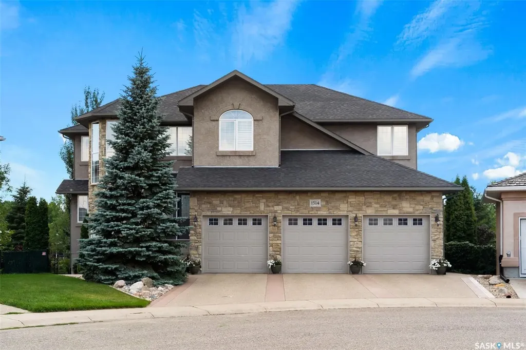 1514 Lakeridge Drive N Regina SK S4X 4L5