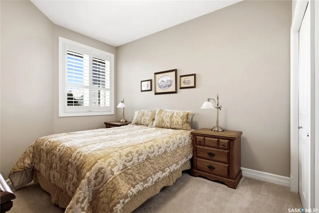 1514 Lakeridge Drive N Regina SK S4X 4L5