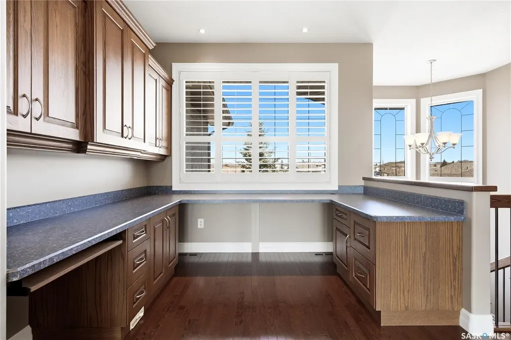 1514 Lakeridge Drive N Regina SK S4X 4L5