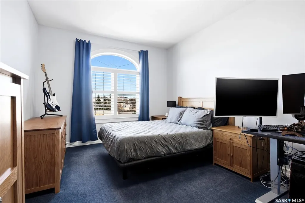 1514 Lakeridge Drive N Regina SK S4X 4L5