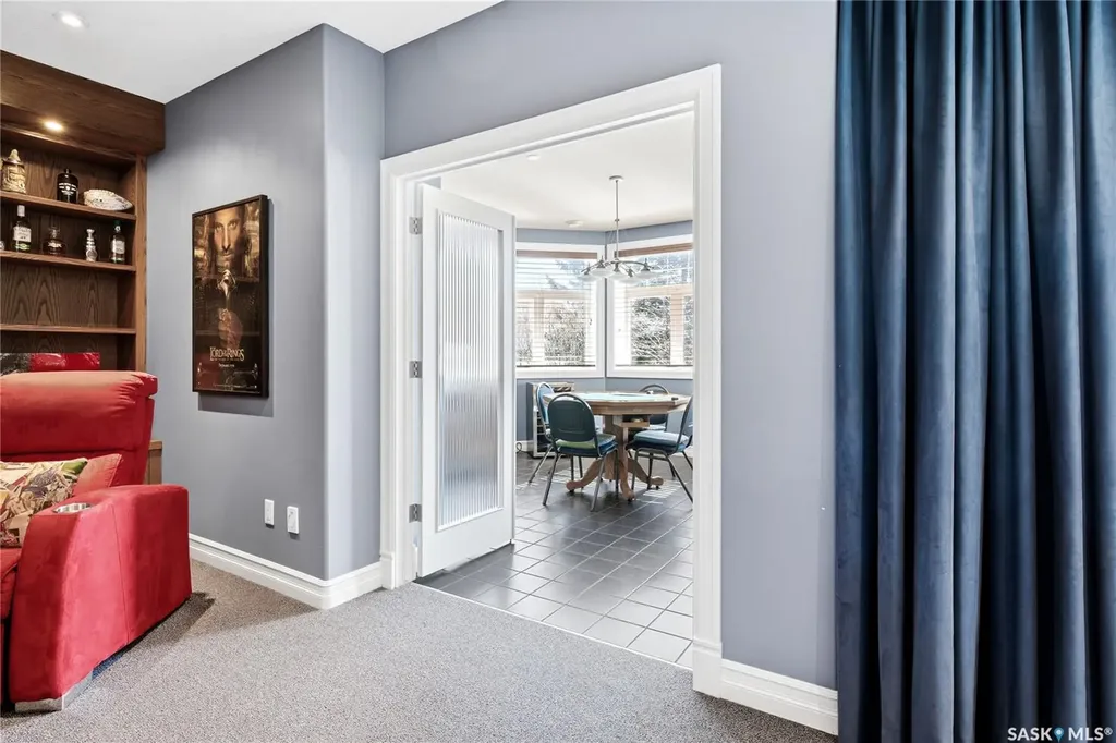 1514 Lakeridge Drive N Regina SK S4X 4L5