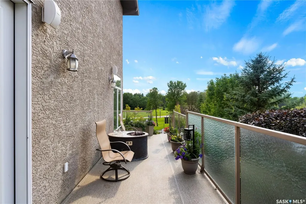 1514 Lakeridge Drive N Regina SK S4X 4L5