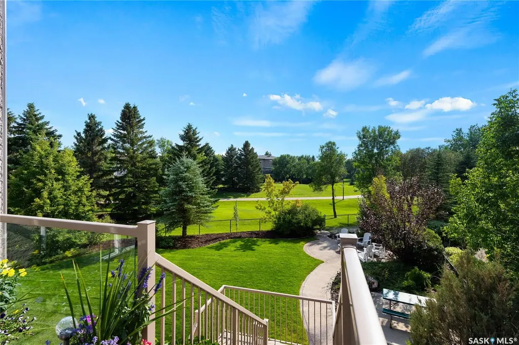 1514 Lakeridge Drive N Regina SK S4X 4L5