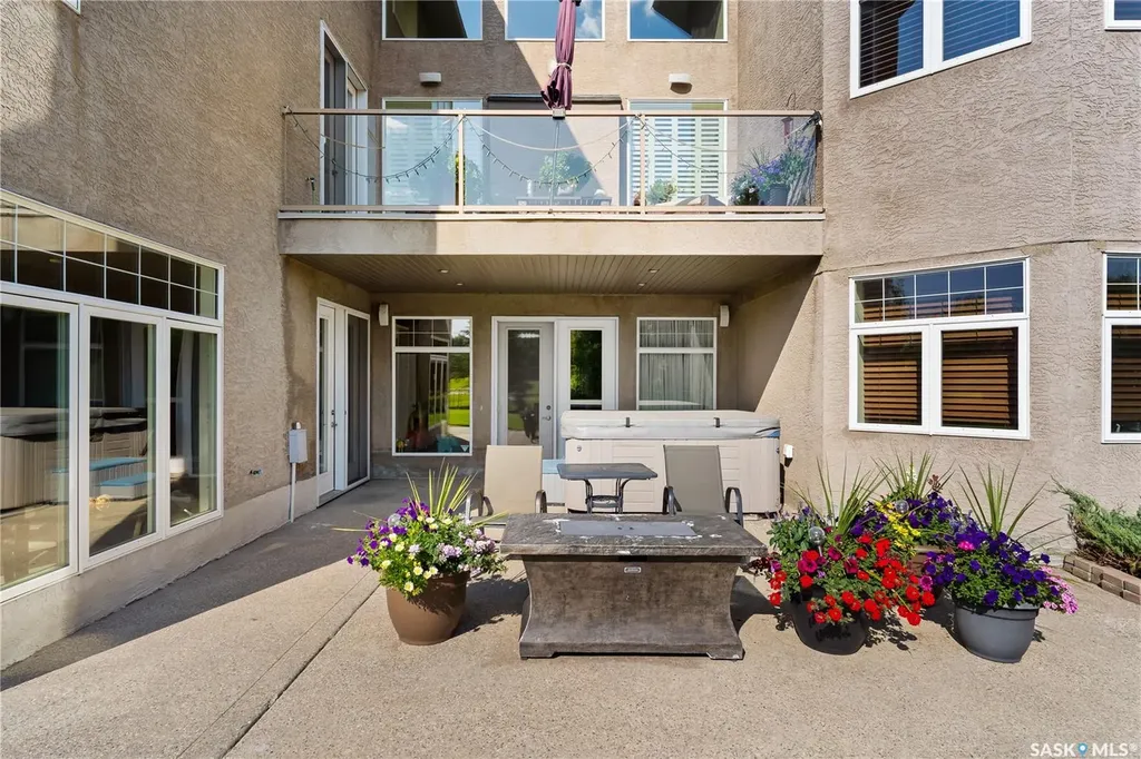 1514 Lakeridge Drive N Regina SK S4X 4L5
