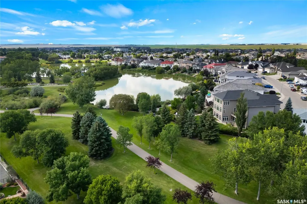 1514 Lakeridge Drive N Regina SK S4X 4L5