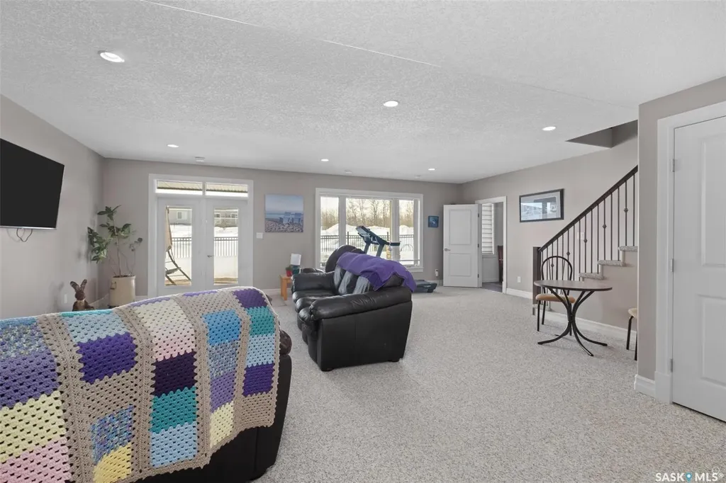 2805 Lakeview Drive Prince Albert SK S6W 0A4