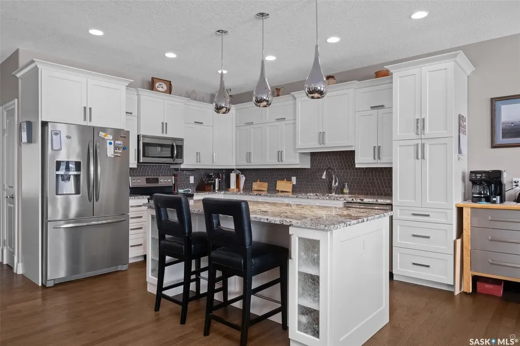 2805 Lakeview Drive Prince Albert SK S6W 0A4