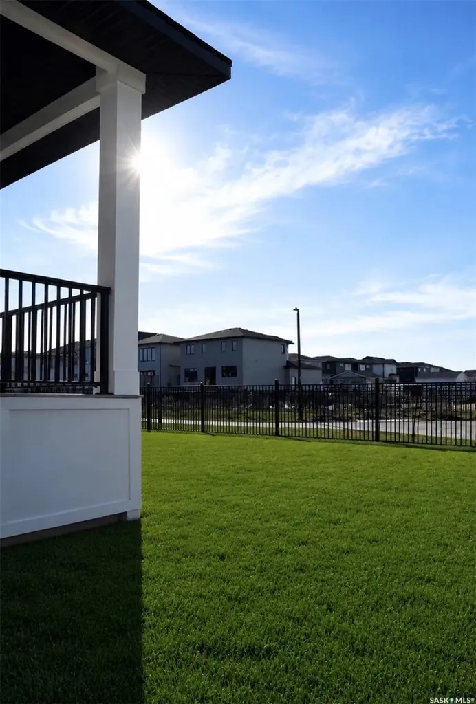 106 Cockcroft Manor Saskatoon SK S7V 1Y5