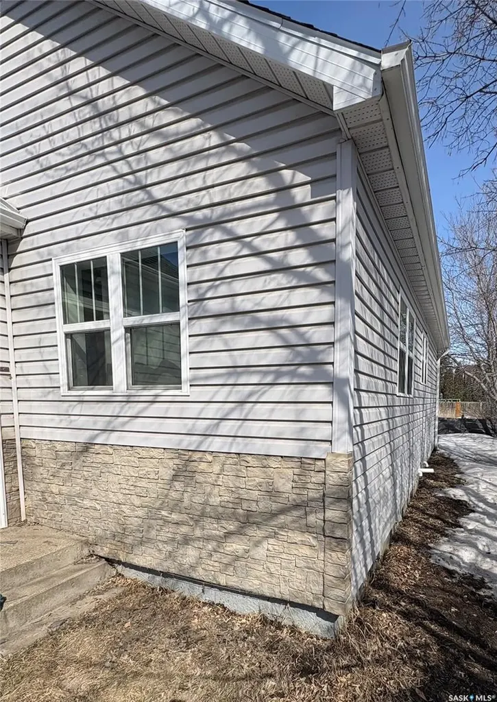 193 Broadway Street W Yorkton SK S3N 0M8