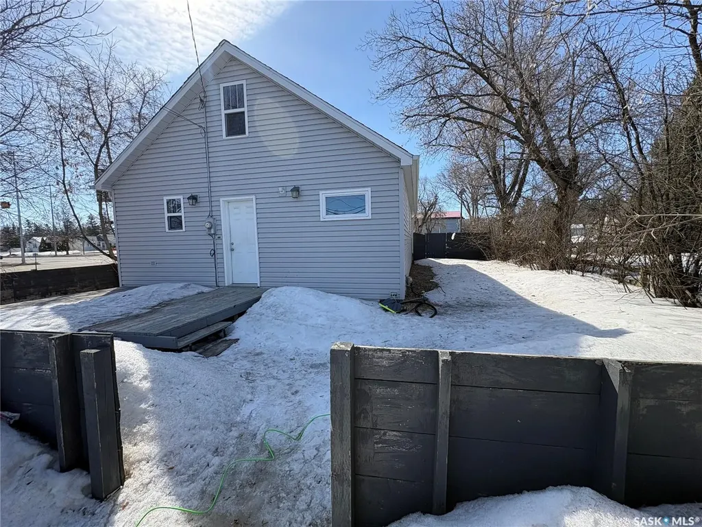 193 Broadway Street W Yorkton SK S3N 0M8