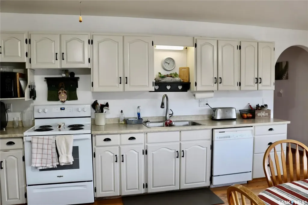 708 Ellice Street Moosomin SK S0G 3N0