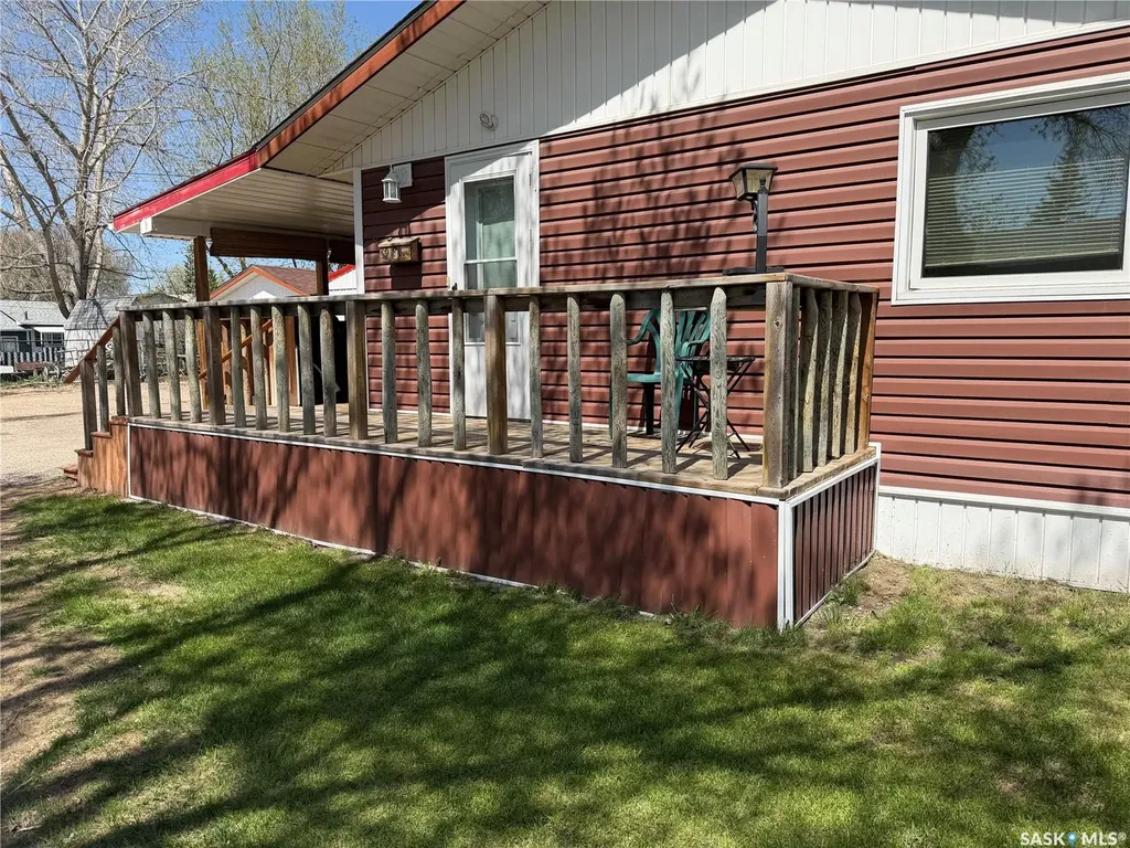708 Ellice Street Moosomin SK S0G 3N0