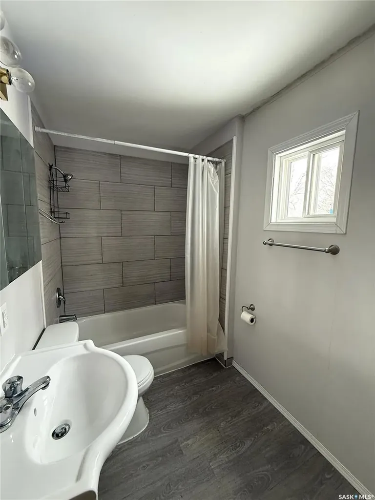 1478 1st Street E Prince Albert SK S6V 0E5