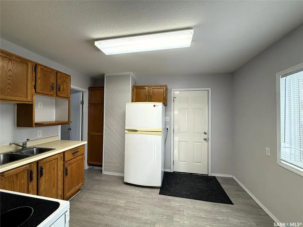 1478 1st Street E Prince Albert SK S6V 0E5