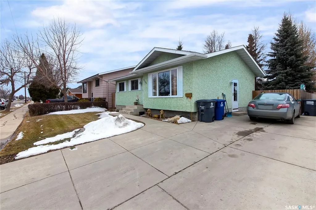 3550 33rd Street W Saskatoon SK S7L 6E1