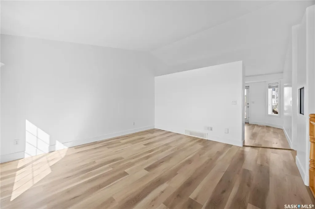 203 Konihowski Road Saskatoon SK S7S 1B2