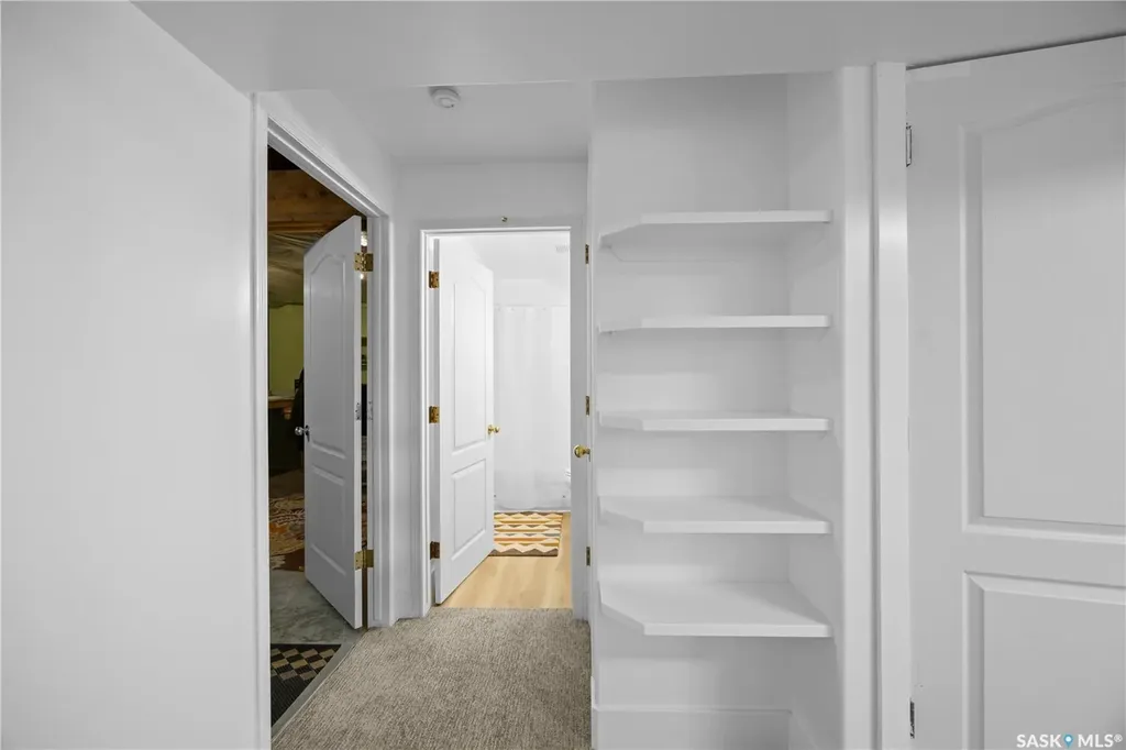 203 Konihowski Road Saskatoon SK S7S 1B2