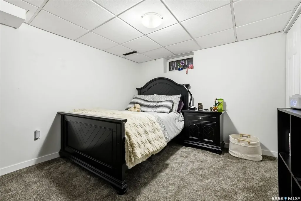 504 11th Street NE Weyburn SK S4H 1J9