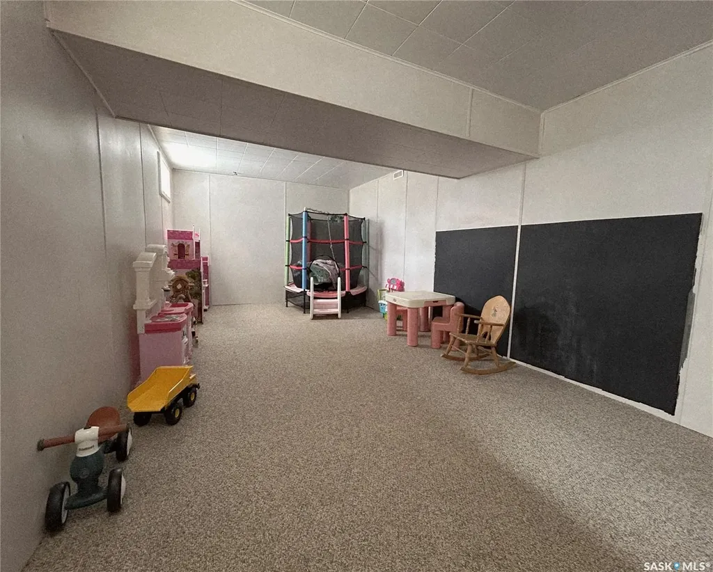 125 4th Avenue SE Swift Current SK S9H 3L3
