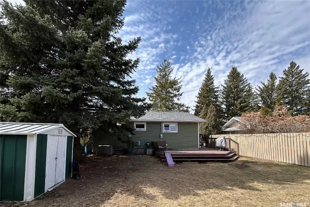 125 4th Avenue SE Swift Current SK S9H 3L3