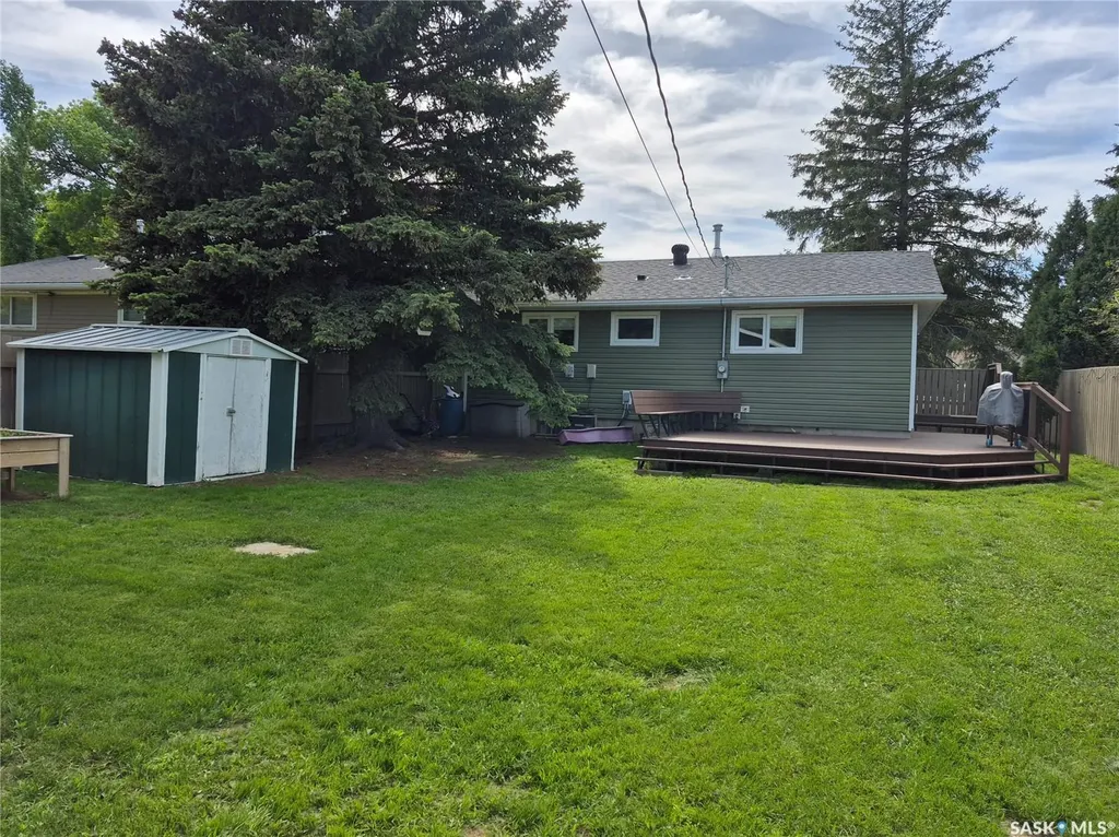 125 4th Avenue SE Swift Current SK S9H 3L3