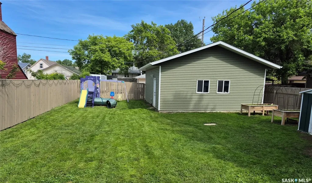 125 4th Avenue SE Swift Current SK S9H 3L3