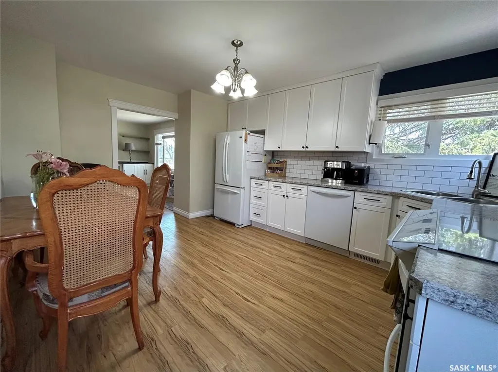 125 4th Avenue SE Swift Current SK S9H 3L3