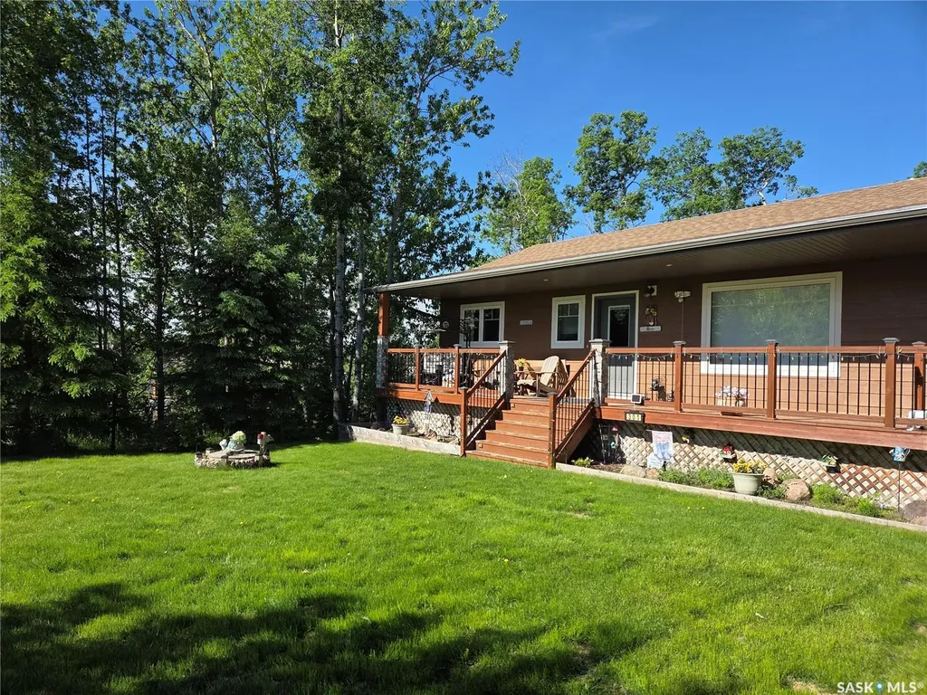 301 Birch Street Goodsoil SK S0M 1A0