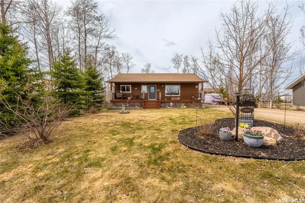 301 Birch Street Goodsoil SK S0M 1A0